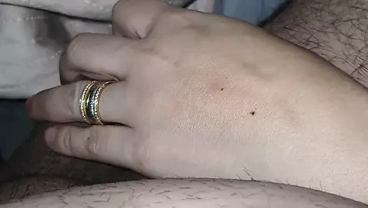 Üvey annenin doğum günü ikramı üvey oğluna elle muamele