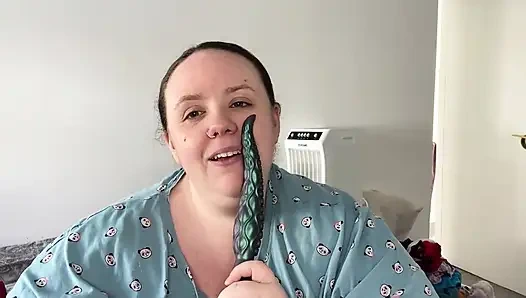 Oda arkadaşı porno izlerken seni izliyor | 31 TALIMATı