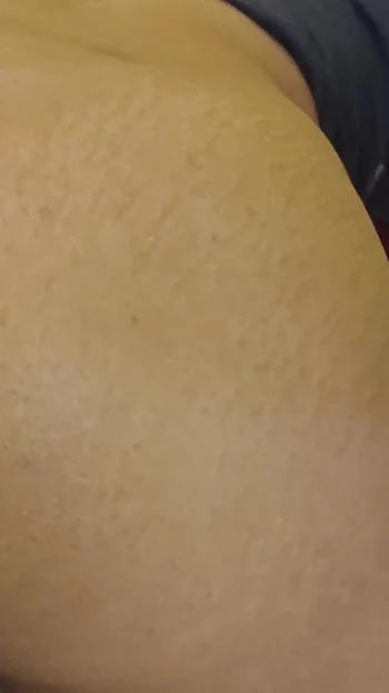 Эпический момент из "Малайская жена получает полуночный трах".