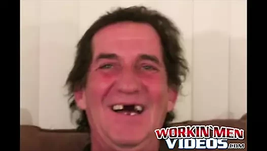 Ortalama joe ile büyük göbek Mastürbasyon solo üzerinde kamera