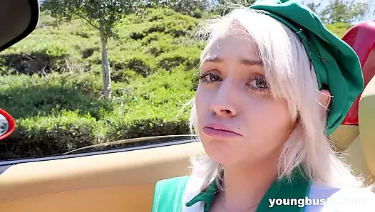 Biraz Çerez satın almak ister misiniz? Ava Sinclair YoungBusty'de