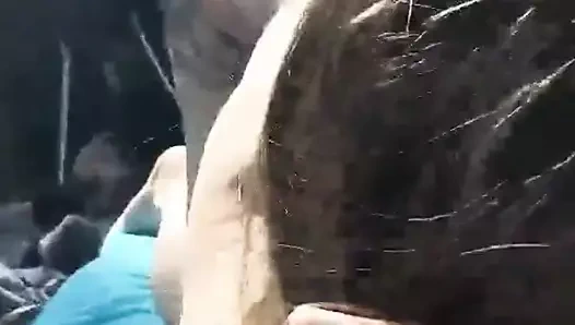 Jane bahçede -- komşular benden nefret ediyor