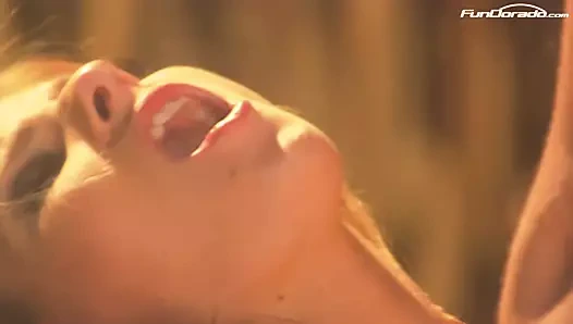 O sarışın kaltağı çığlık attır!