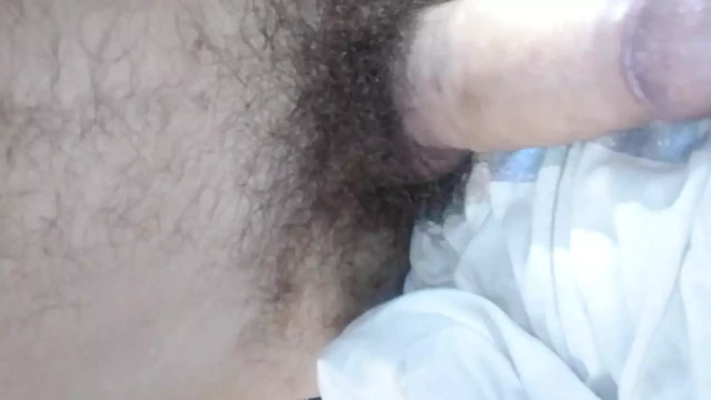 Çok büyük penisli genç Kolombiyalı porno