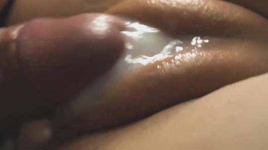 🔥 Amcık sikişi yakın çekim ve dölleme