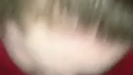 Ben'in seksi milf karısı cindy benim büyük siyah horozumu emiyor