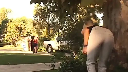 Seksi sarışın lezbiyenler aşık... Amcık yalama parmaklama