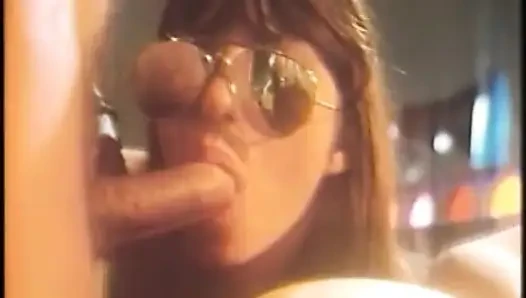 Adam iki ateşli yarak emiyor sonra yarağından döl içiyorlar - 2 sahne 1'de