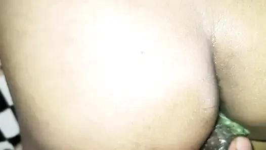 Anal seks Hindustani kadınlar büyük götünü tüm büyük göt deliği siyah sert seksle gösteriyor