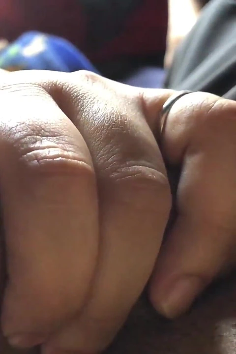 Suudi Arabistanlı Arap kız sakso çekiyor