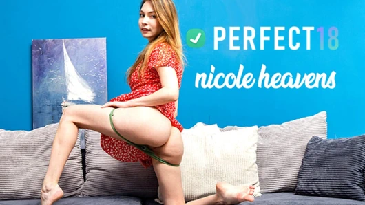 Nicole Heavens kamera önünde orgazm oluyor perfect18