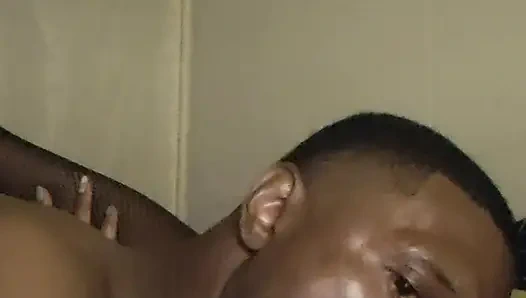 Özensiz amcık yeme pt.2