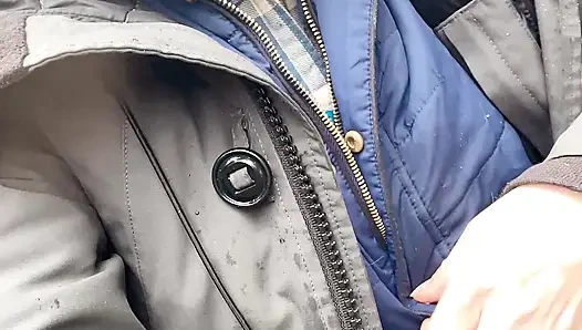 Amcık kayaya işiyor