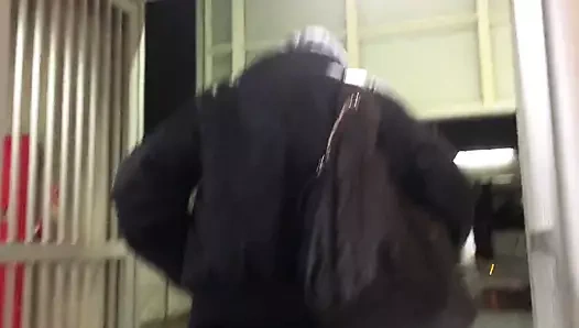 Metroda güzel ganimet