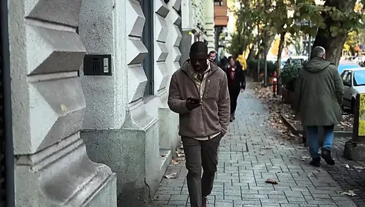 Kremsi büyük zenci tavizi