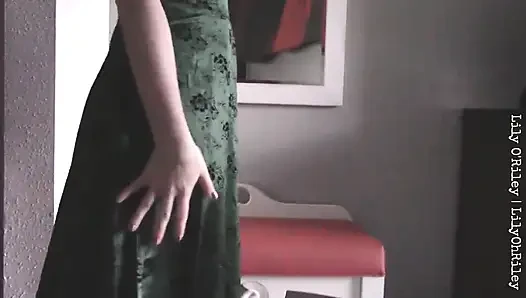 Pinup Külot ıslatıyor