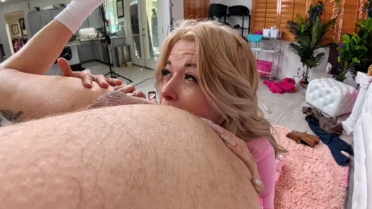 Sarışın sürtük Nicole Nichols, Bryan Gozzling'in aşırı seksinden daha fazlasını istiyor!