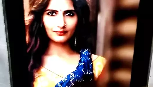 Fatima sana shaikh sütlü döl haraç