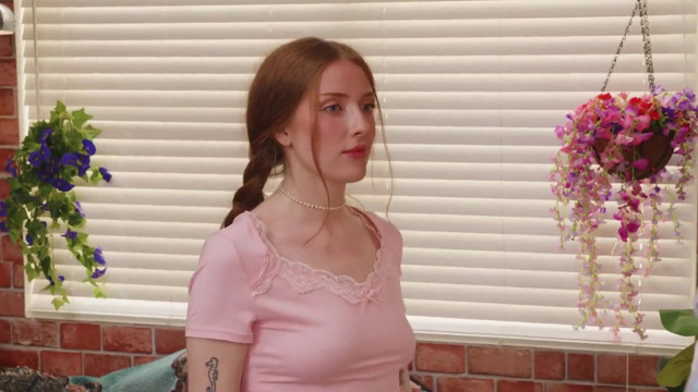 Redhead Beauty Lola Grant Spreads Her Legs for Wild Anal Pounding