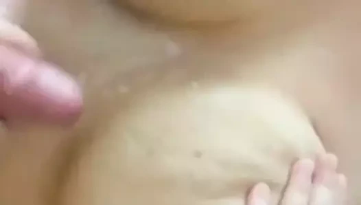 Titfuck ve büyük cumshot