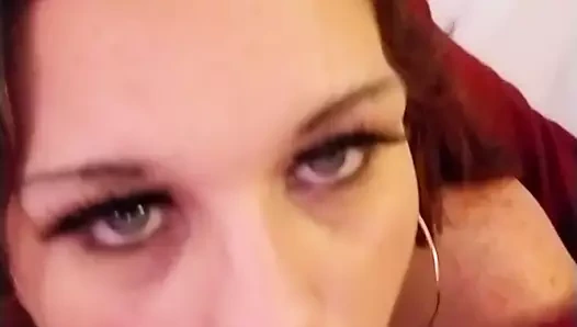 Ağzıyla ücret ödüyor