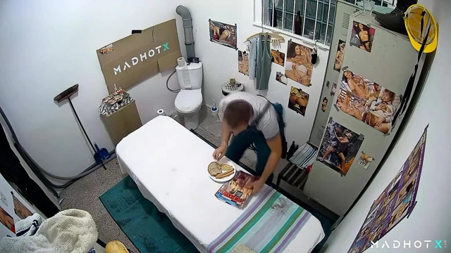 Bu üvey annenin belli ki sağlam bir ele ihtiyacı var