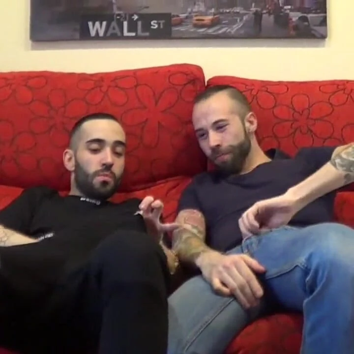 Rafa Nagel'i en iyi arkadaşını sikiyor