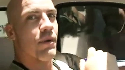 Gal with killer body fucks