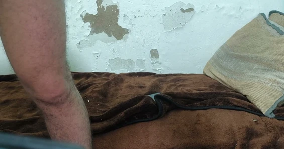 Ateşli arap eşcinsel seks Arap yarağa biniyor ve karımın üvey erkek kardeşinin götünü sikiyor