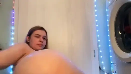 Jucielussie anal yumruk sokma yakın çekim