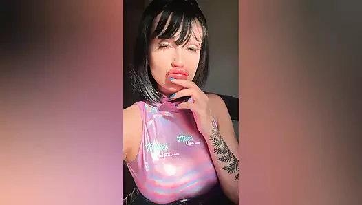 Maxi lipz -maxitease- neden tiktok'ta yasaklandım!