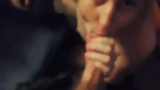 Amanda orman başka bir film yapar, ağzı açık bir şekilde vurdu