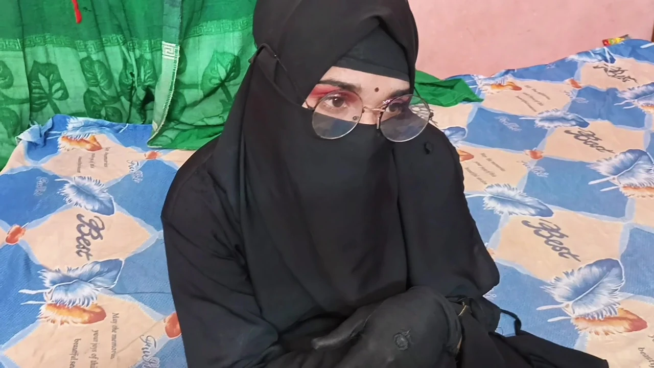 मेरे दोस्त की प्रेमिका ने रिसॉर्ट में मेरे साथ सेक्स किया