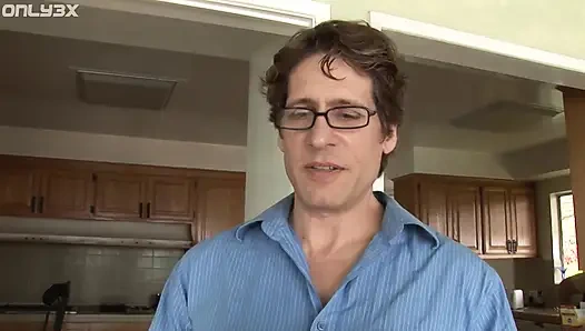 Mega memeli Bridgette iyi sikiliyor