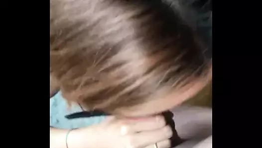 seksi kahverengi tenli kadının göğüsleri üzerinde bol kalın sağlıklı boşalmak