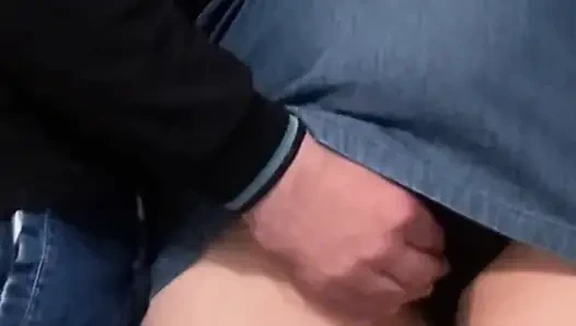 Metroda edepsiz fantezi - yabancının parmakları amcığımda