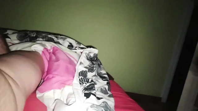 Büyük, nemli vajina