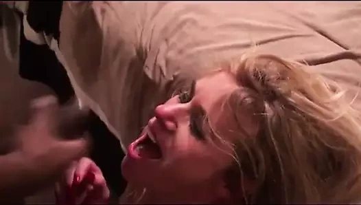 Gros nichons,gros seins,brune sexy,femme mariee,grosse bbc