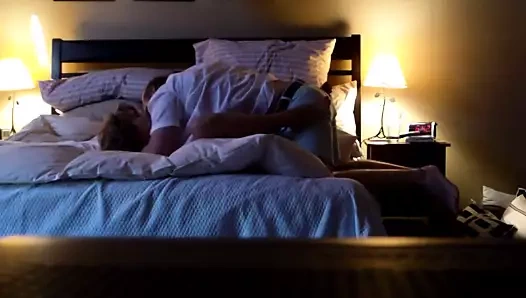 Büyük eş becerdin tarafından küçük adam ve koca