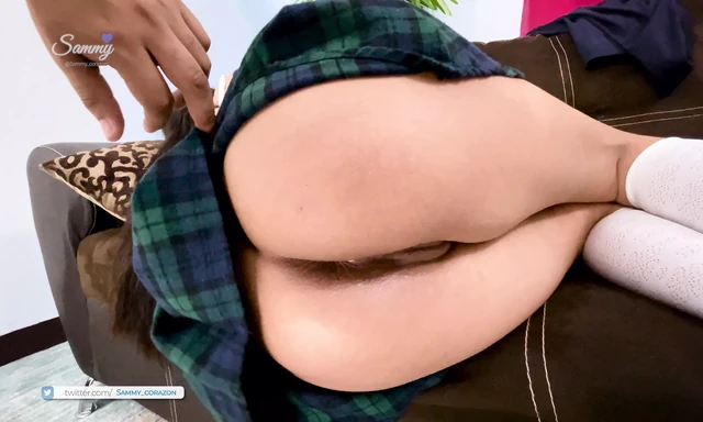 Твой член вышел грязным из моей задницы? это не имеет значения, Imma чищу это моим грязным ртом, так хорошо