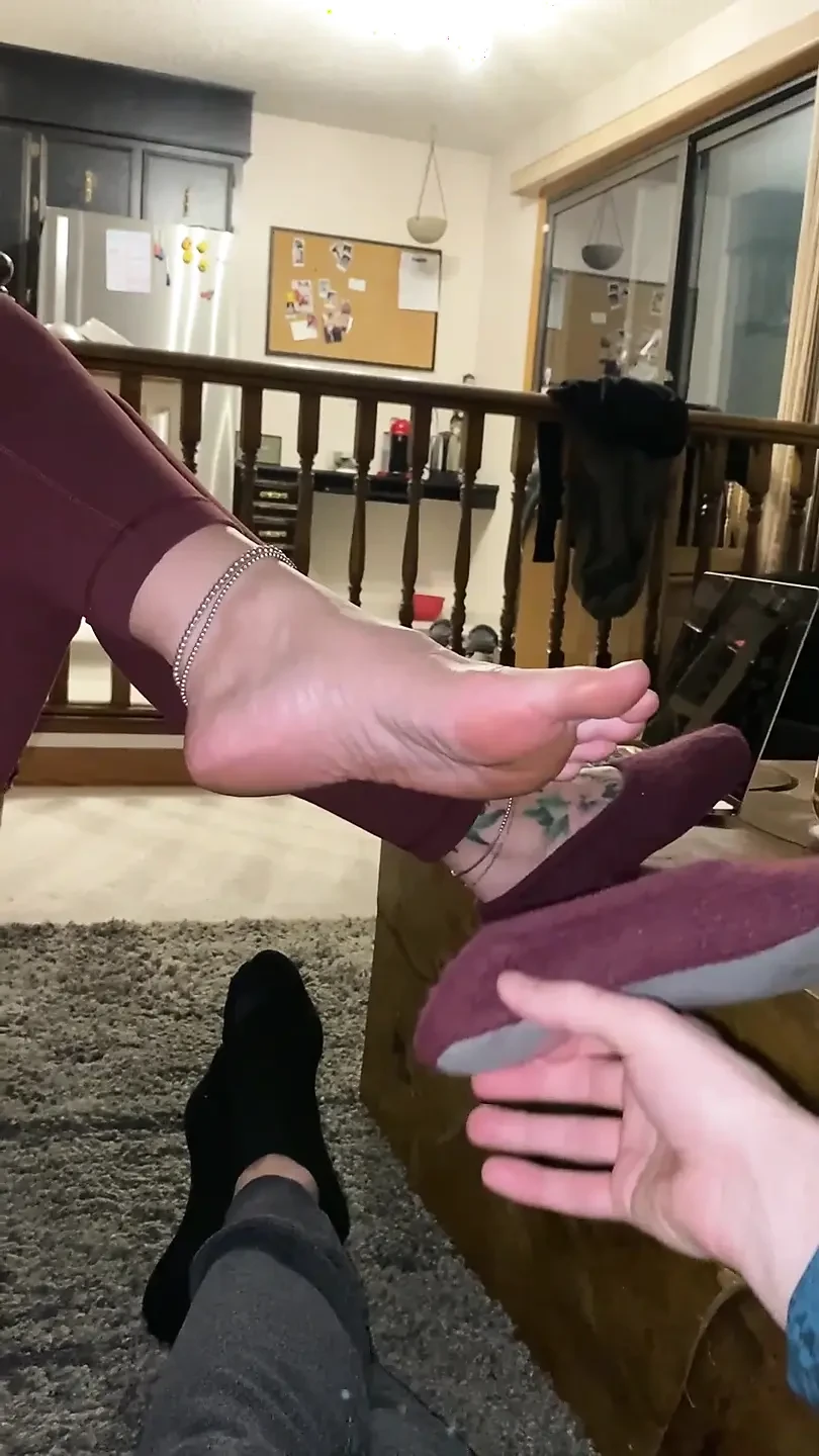 Exclusive: Amazing Step Mom Gwen Humours Your Weird Horny Foot Fetish Hot Sweet Sweaty Slipper Play Feat Thefantasychest Canadian Role Play Taboo Closeup Pov Hd Porn (Full Video) - Singapore Special
