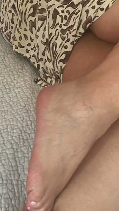 Thick Busty Mother Wet Pussy and Ass Close up Submissive Milf - Mrs Zina Gabon | Klip 2