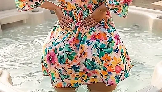 Petite Big Ass Girl Twerking in Floral Dress