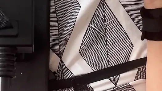 Gırtlağına kadar alma ve sakso bağlı - itaatkar