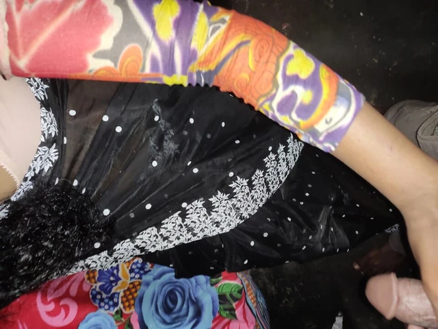 Ateşli Bangladeşli çift ev yapımı seks telefonda kaydedildi