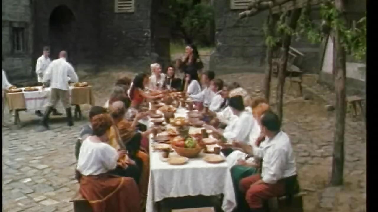 Kıllı amcık sikişiyor nostaljik Venere Bianca
