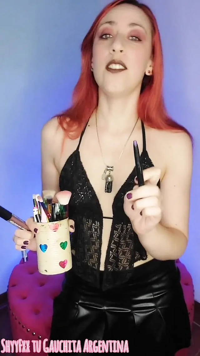 РОГОНОСЦЫ тоже празднуют ХЭЛЛОУИН... Но ублажать их ОБОЖАЕТ развратными взглядами!