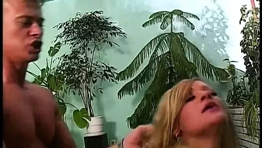 LE FANTASIE INTERRACIAL DI ANTONELLA - scene #01 - (Original