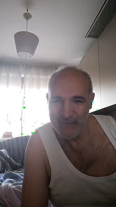 Penisi yumuşak mı yoksa sert mi seviyorsun?