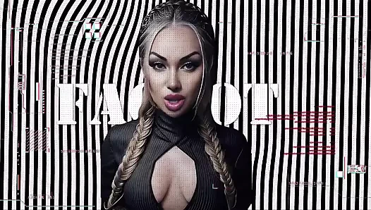 Eşcinsel sekse aklıyla sikiliyor